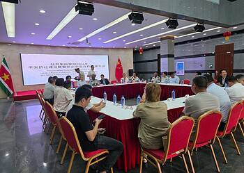 730732268 1702067534208625 2240471325535348157 n The Suriname Police Force and the Chinese Embassy discussed security and cooperation with business leaders to combat crime and strengthen a safe business environment.