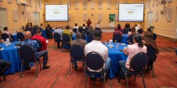 E Gov onderstreept met workshop belang van cybersecurity binnen overheidsapparaat 3 e-Gov versterkt de digitale weerbaarheid van overheidsinstanties met een nieuwe workshop over cyberveiligheid. Ontdek hoe bewustwording en wetgeving cruciaal zijn voor bescherming. Lees verder voor meer details.