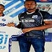 NV Notch legt Serfinjo Pinas voor USD 20.000 vast en schrijft transfergeschiedenis 8 Serfinjo Pinas notch 1 NV Notch made history by signing Serfinjo Pinas for $20,000, marking the highest transfer in Surinamese football. Discover how this move shapes the club’s future in our full article.
