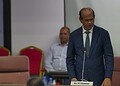 rabin parmessar Rabin Parmessar, diputado del DNA, aboga por la instalación de fichadores en todos los departamentos públicos para mejorar la gestión del personal y combatir de forma eficaz a los funcionarios fantasma. Se exige transparencia en materia de salarios.