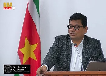 Screenshot 2026 07 17 095523 DNA member Gajadien sharply criticizes government policy on state-owned companies and calls for a thematic meeting with the president to address abuses and replace management.