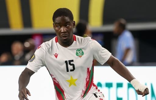 Leliendal moves to Israel 8 499832456 1326976349428620 6801532820261920058 n e1788452760231 Yannick Leliendal is leaving FC Volendam and signing with Hapoel Tel Aviv, fourth in Israel’s top division, following a conflict at his former club.